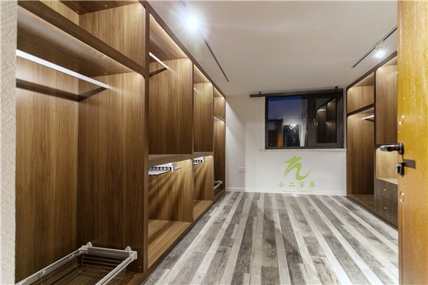 選擇定制櫥柜的優(yōu)勢在哪里？